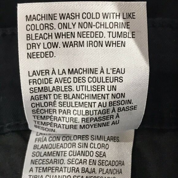 Karen Scott SZ 6 Capris Comfort Waist Zip-Fly Pockets Stretch Mid-Rise Black New - Picture 10 of 10